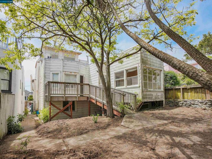 618 42nd Ave, San Francisco, CA | Outer Richmond. Photo 17 of 45