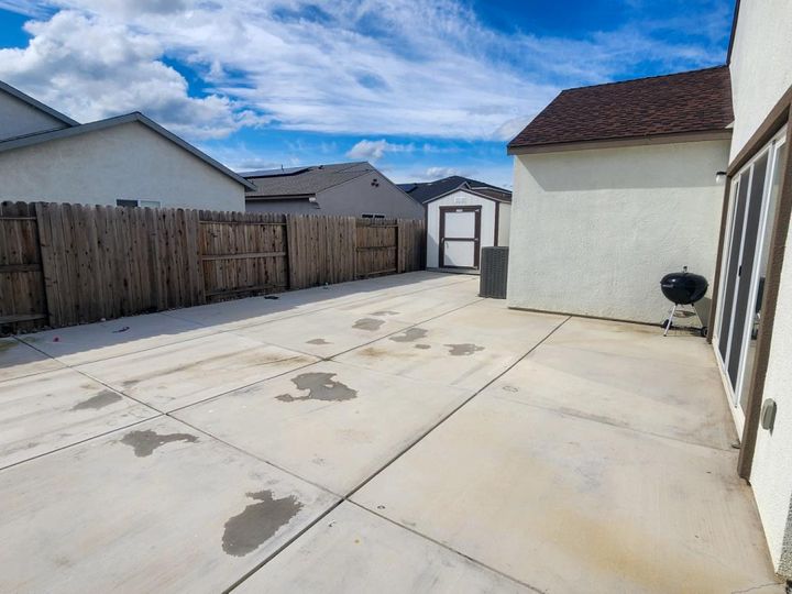 641 Mansfield Dr, Patterson, CA | . Photo 8 of 24