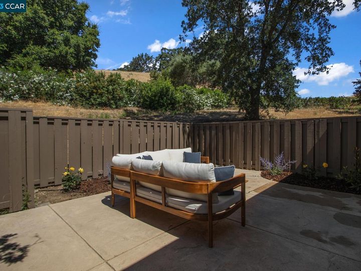6468 Viewpoint Ct, Martinez, CA, 94553 Townhouse. Photo 28 of 35