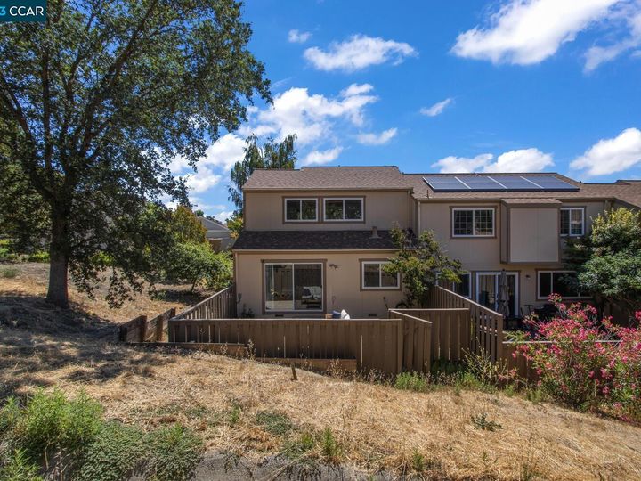 6468 Viewpoint Ct, Martinez, CA, 94553 Townhouse. Photo 30 of 35