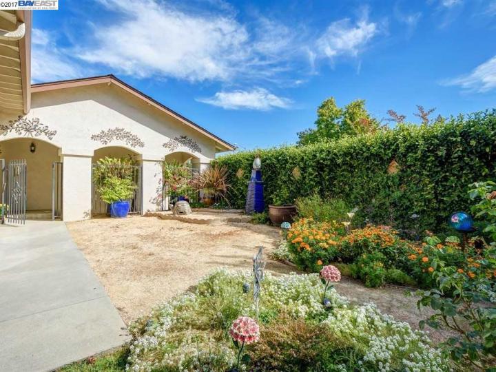 656 Starling Ave, Livermore, CA | . Photo 5 of 23