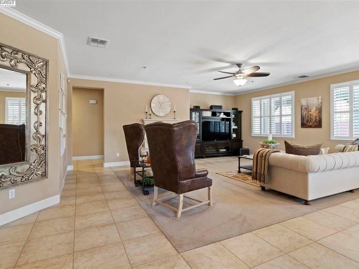660 Big Bear Ct, Brentwood, CA | Brentwood. Photo 10 of 40