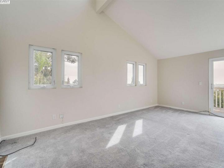 6700 Outlook Ave, Oakland, CA | Millsmont Area. Photo 20 of 40
