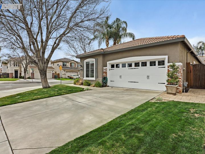 761 Marie Angela Dr, Tracy, CA | Central Tracy. Photo 3 of 35