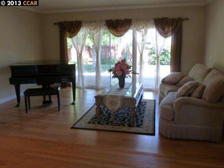 776 Raycliff Pl, Concord, CA | Palms. Photo 2 of 17