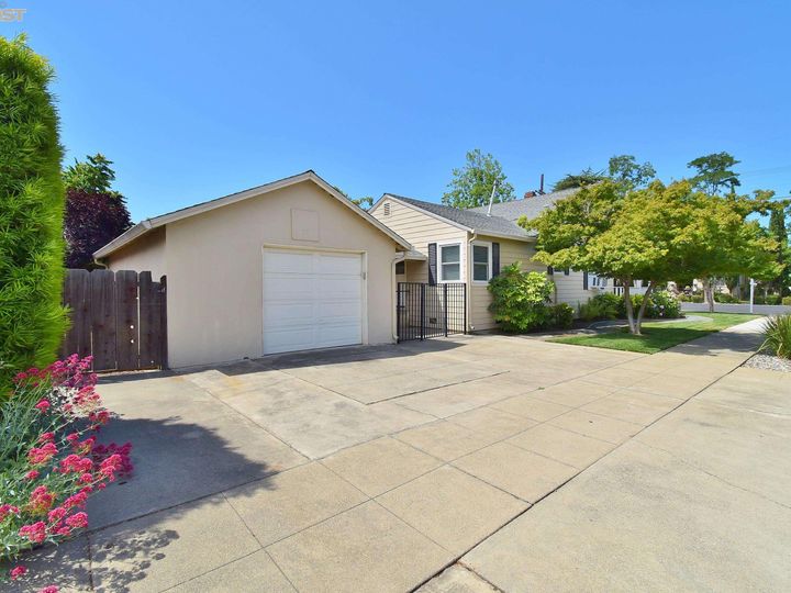 808 S J St, Livermore, CA | Old South Side. Photo 5 of 34