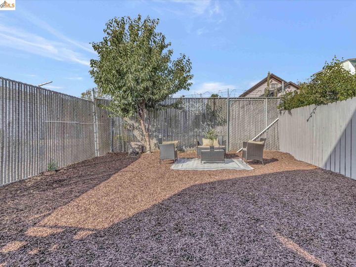 820 22nd St, Oakland, CA | Oakland West. Photo 20 of 28