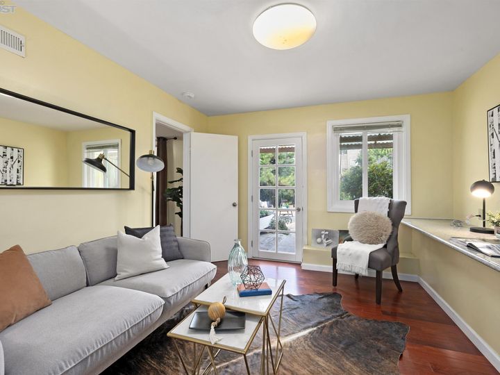 8234 Geary Blvd, San Francisco, CA | Outer Richmond. Photo 18 of 28