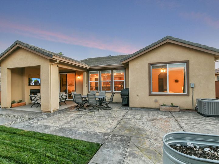 8275 Brookhaven Cir, Discovery Bay, CA | The Lakes. Photo 30 of 43