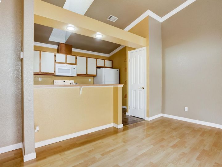 851 Villa Ter, Brentwood, CA, 94513 Townhouse. Photo 12 of 60