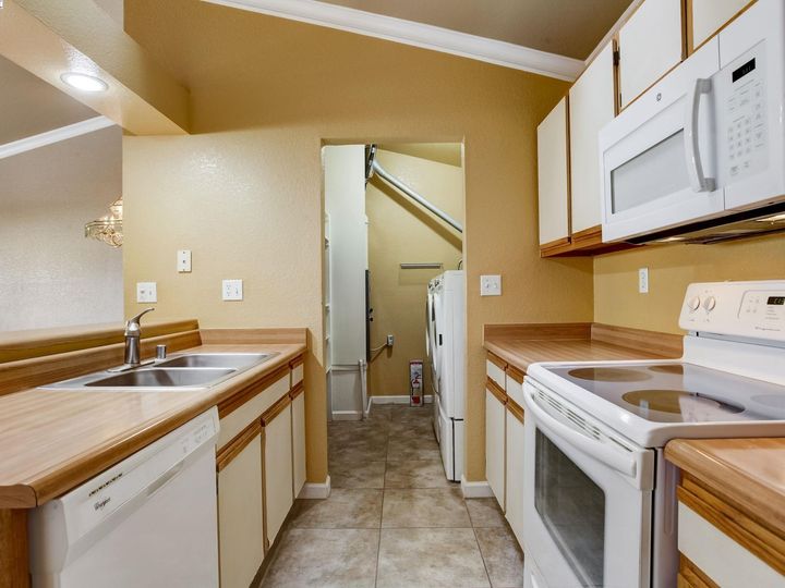 851 Villa Ter, Brentwood, CA, 94513 Townhouse. Photo 17 of 60