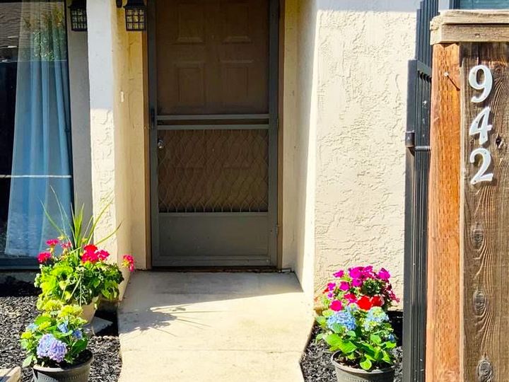 942 Villa Ter, Brentwood, CA, 94513 Townhouse. Photo 1 of 18