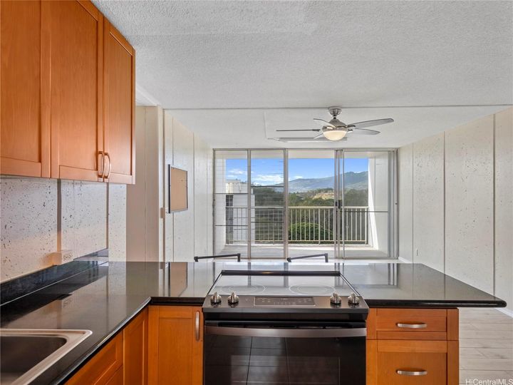 Cathedral Pt-melemanu condo #D1002. Photo 13 of 25