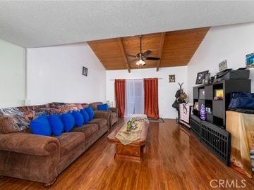 10331 Lindley Ave unit #205, Los Angeles, CA