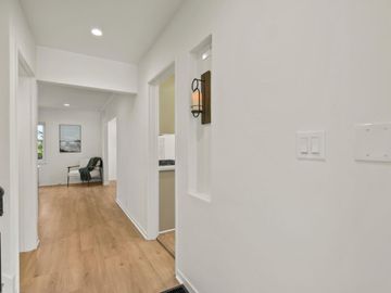 1039 Rose Ave, Oakland, CA | . Photo 6 of 53