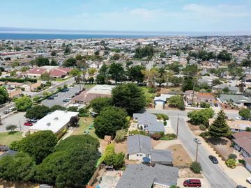 1137 Suzanne Ct, Seaside, CA | . Photo 5 of 27