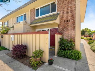 1214 Hookston Rd, Concord, CA, 94518 Townhouse. Photo 2 of 19