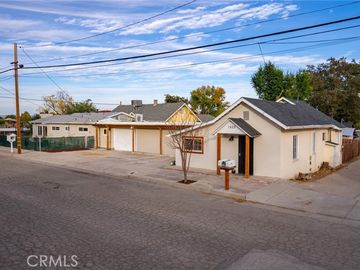 1622 Chestnut St, Paso Robles, CA | . Photo 3 of 46