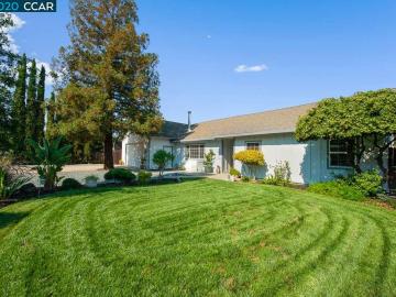 1689 Donaldson Ct, Concord, CA | Ayers Ranch. Photo 3 of 36