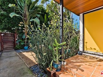 1830 Walgrove Ave, Los Angeles, CA | . Photo 5 of 33