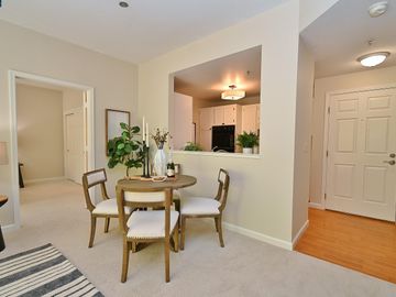 Waterford condo #1338. Photo 4 of 23