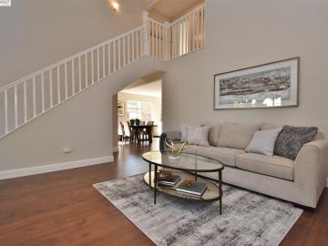 19103 Parsons Ave, Castro Valley, CA | . Photo 4 of 39