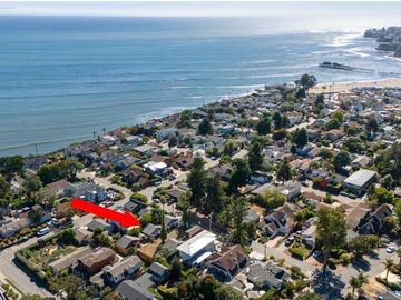 202 Hollister Ave, Capitola, CA