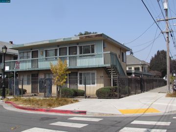 Rental 2033 Nevin Ave, Richmond, CA, 94804. Photo 1 of 7