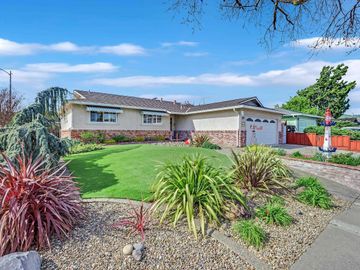 2095 Country Dr, Parkmont, CA