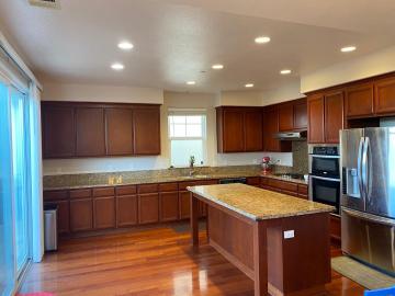 223 Bayberry Cir, Pacifica, CA | . Photo 4 of 34