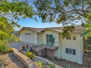 2266 S Crest Ave, Downtown Martine, CA