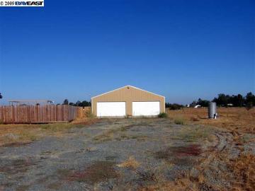 23900 N Bryant Rd, Acampo, CA | . Photo 2 of 9