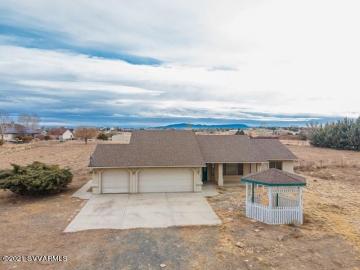 2425 N Resting Pl, Chino Valley, AZ | Home Lots & Homes. Photo 2 of 25