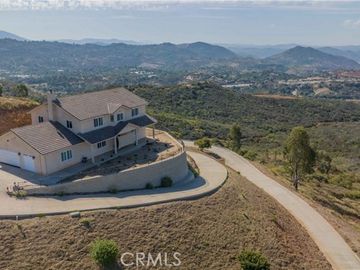 2443 Lookout Mountain Rd, Rainbow, CA