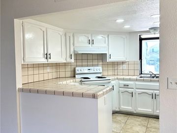 2511 N Knoll Ave, Fresno, CA | . Photo 4 of 21