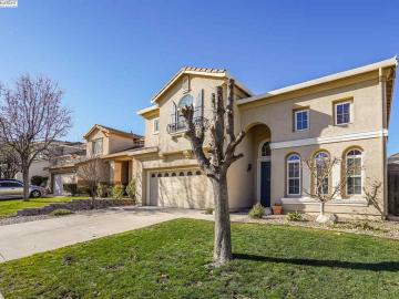 2604 Yorkshire Dr, Antioch, CA | Deer Valley. Photo 2 of 40