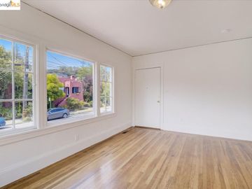 3400 Adell Ct, Oakland, CA | Dimond District. Photo 4 of 37