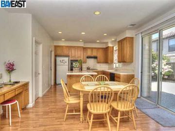 35243 Britton Hill Ter, Fremont, CA | Niles Station. Photo 4 of 15