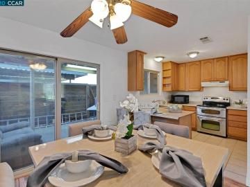 3605 Northwood Dr #H, Concord, CA, 94520 Townhouse. Photo 4 of 40