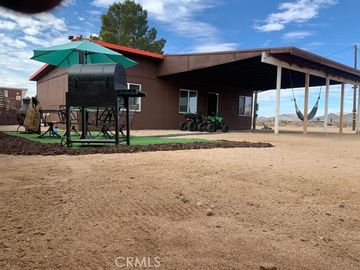 36131 Tate Ln, Lucerne Valley, CA