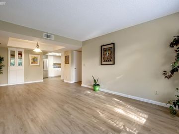Parkside Place condo #. Photo 6 of 29