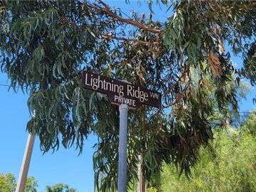 3900 Lightning Ridge Way, Simi Valley, CA