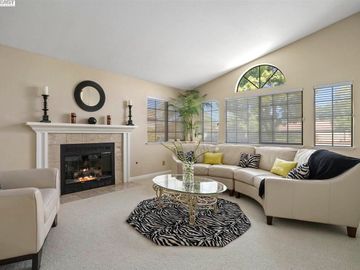 5400 Edgeview Dr, Discovery Bay, CA | Discovery Bay Country Club. Photo 6 of 40