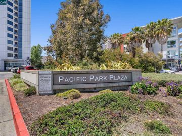 Pacific Park condo #625. Photo 4 of 38