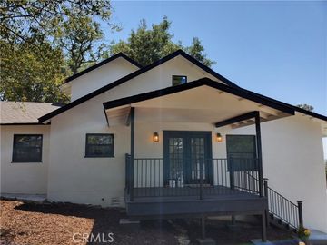 94 Valley View Dr, Oroville, CA
