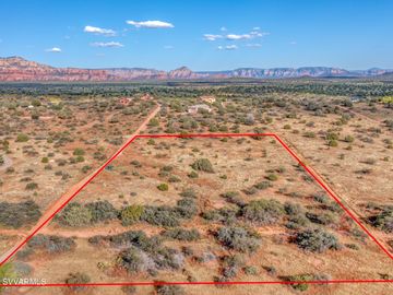 9630 N Sycamore Pass Rd, Sedona, AZ | 5 Acres Or More. Photo 3 of 14